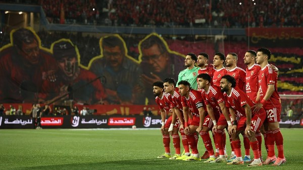 إعلامي: بصمة «توروب» ظهرت في «القمة».. والأهلي يرفض منح لاعبيه مكافآت الفوز