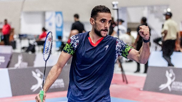 أدهم حاتم ونور يسري يتأهلان لبطولة العالم للريشة الطائرة بنيودلهي