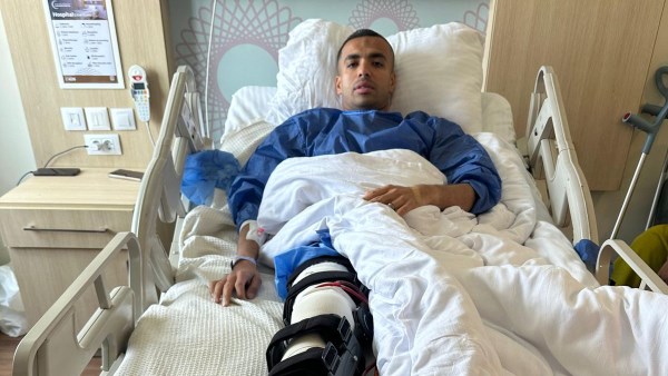 الحكم مصطفى الشهدي يجري جراحة الرباط الصليبي بنجاح تحت إشراف اتحاد الكرة